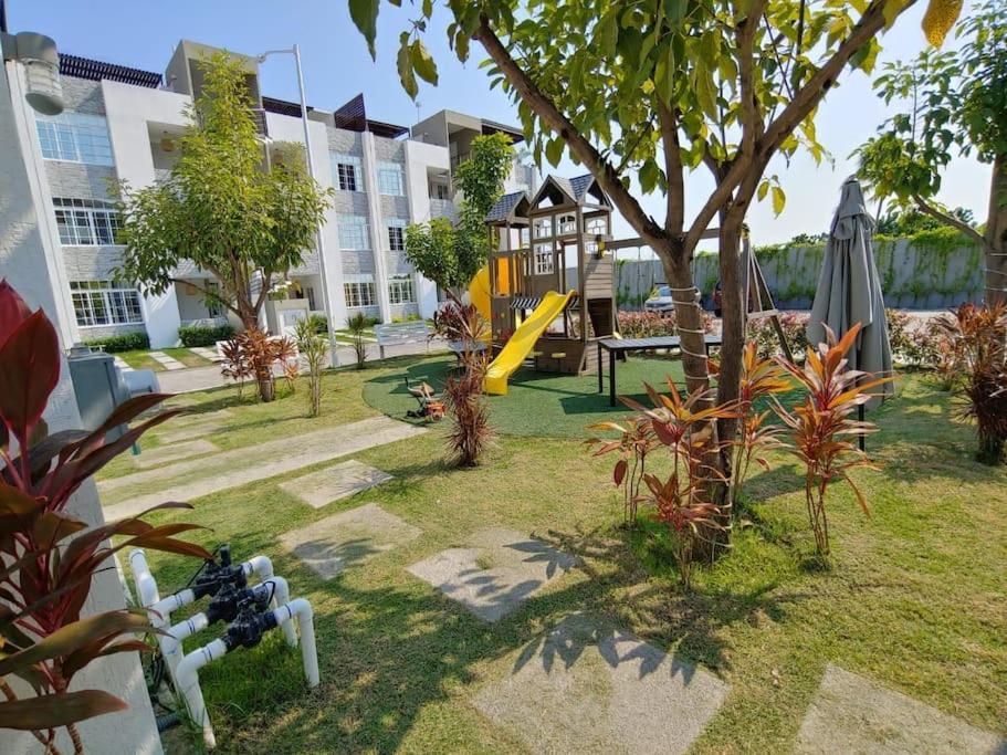 Departamento Con Alberca Apartment Манзанило Екстериор снимка