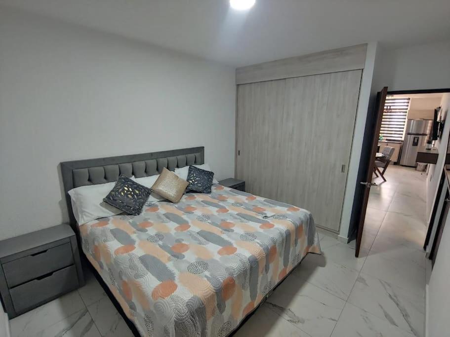 Departamento Con Alberca Apartment Манзанило Екстериор снимка