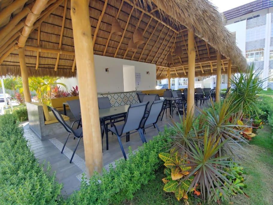 Departamento Con Alberca Apartment Манзанило Екстериор снимка